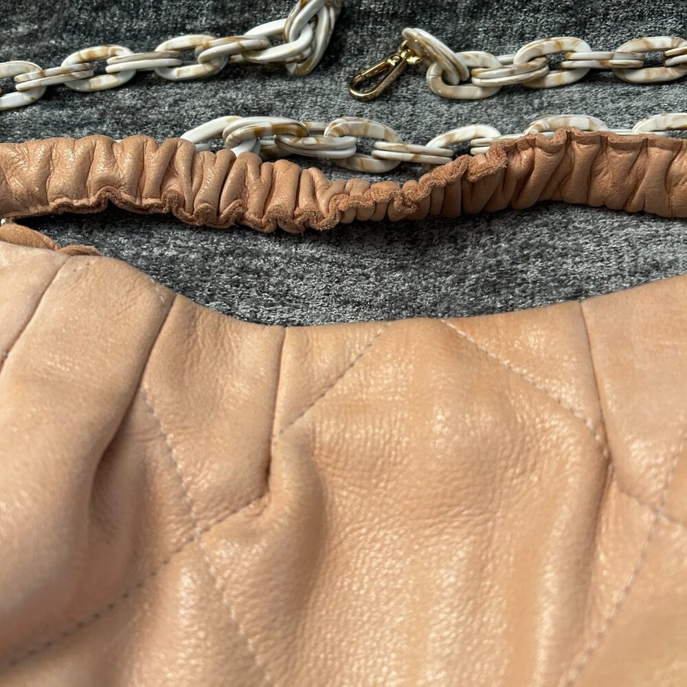 Handbag - Picture 2 of 5